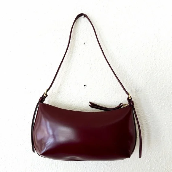 & Other Stories Sleek Leather Shoulder Bag in Burgundy Oxblood - Picture 13 of 14